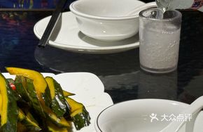 Shanghai-Style Pickled Cucumber