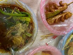 -老邮差酸辣粉麻辣烫(步行街店)