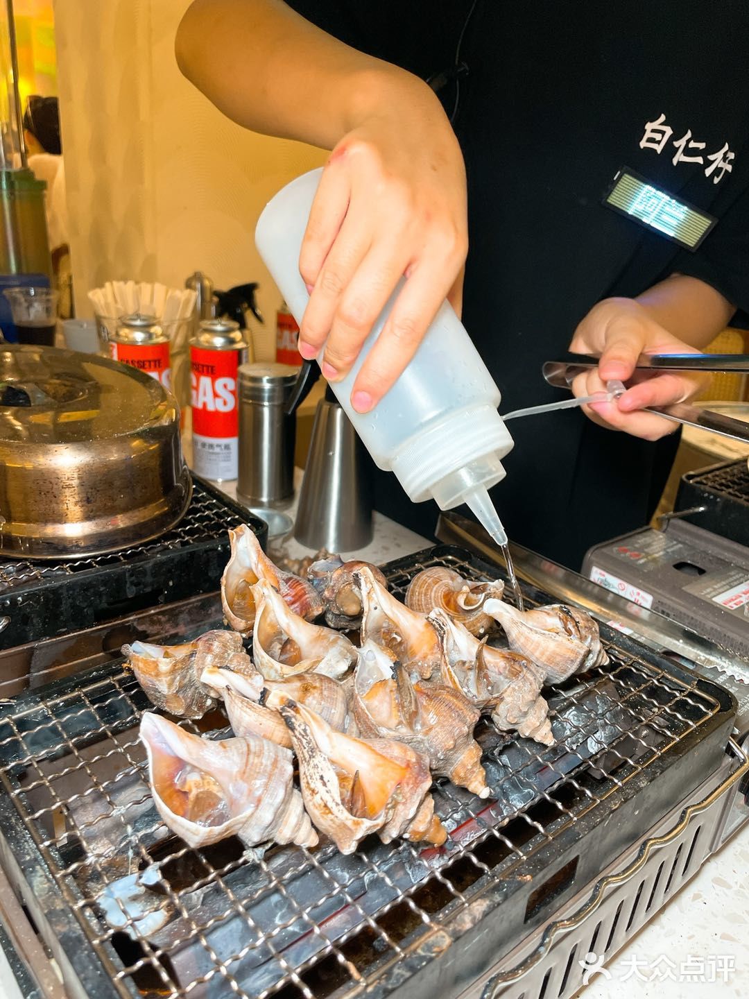 豫园地铁站附近的白仁仔[鼓掌][鼓掌]