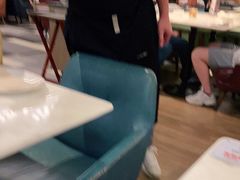 -港丽餐厅(高德置地店)