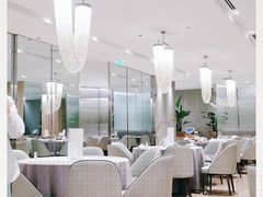 -香港百合居(LCM置汇旭辉广场店)