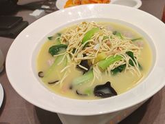 -香山湖家家宴(中山陵店)