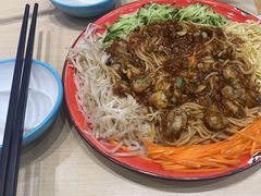 -灵芝妹子海鲜米线(凯德和平广场店)