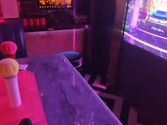 -温莎KTV(珠江路店)