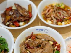 -李与白包子铺(桐梓林店)