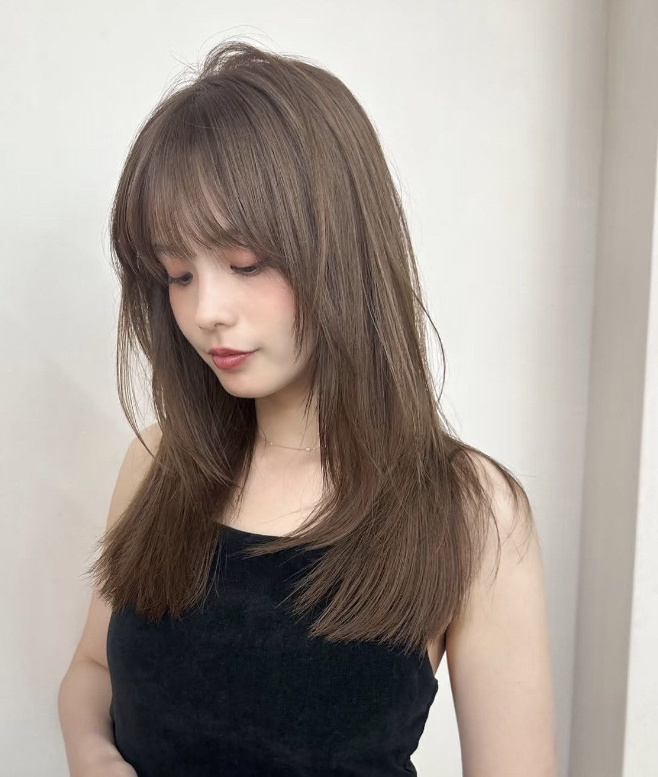 显脸小的发型\\n