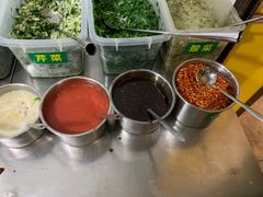 -文山荷鲜居(翠湖店)