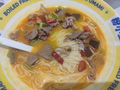 -粉小主·贵州酸汤牛肉粉(南京仙林金鹰店)