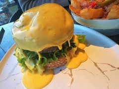 芝士瀑布汉堡-Let's burger&pasta·非常汉堡·融合西餐(蓝色港湾店)