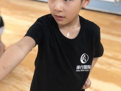 -嗨动跆拳道体能馆(菜百店)