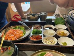 -围炉肉舍•炭烤活鳗•丹东海鲜烤肉(步行街店)