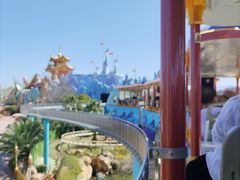 -七彩云南欢乐世界