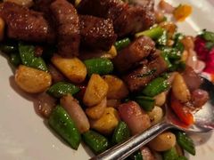 黑椒爆炒雪花牛肉粒-皇朝会.经典传统粤菜(外滩店)