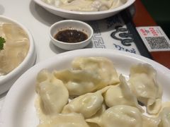 -东方饺子王臻味餐厅(新嘉坡城店)