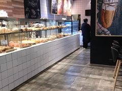 面包甜点陈列柜-野上麦田(中贸广场店)