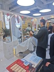 -虫二·专注健康烫染沙龙