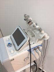 -柒朵科技美肤中心