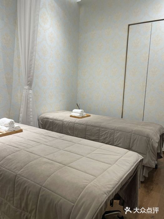 YESIDO椰岛造型烫发染发(荟聚中心店)图片