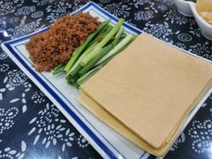 -八两八金·莱芜特色炒鸡(市南漳浦路店)