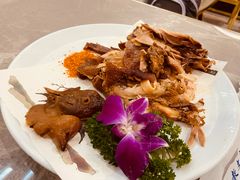 古法熏鸡-清雅轩·清真菜·传统菜•融合菜(滑翔店)