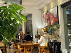-Mark&Mars Restaurant