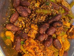 -嘎嘎鸭下巴·爆辣干锅(明教寺店)