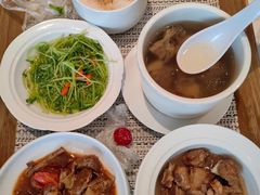 -臻儿屿月子会所(茶山店)