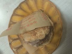 -洪峰浩老北京烧饼夹肉(角门路店)