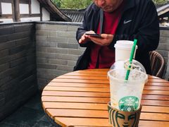 -星巴克臻选(成都宽窄巷子店)