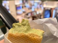 -詹爷爷乌节路街头冰淇淋