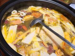 -一朵菌·野生菌探索家火锅(南亚店)