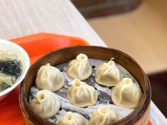 鲜肉小笼-新丰小吃(江陵路分店)