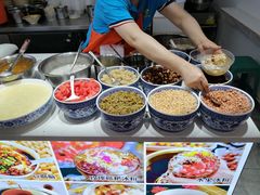 -八一路好吃街(雨田商务大厦店)