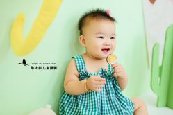 -憨大叔摄影馆80店连锁(诸暨店)