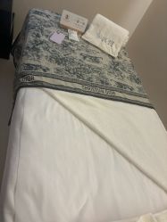 -洛伊科技抗衰护肤中心