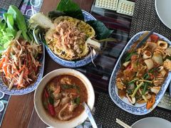 -卷心菜和避孕套餐厅(Pattaya)