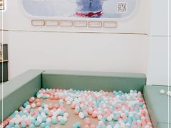 -龙格亲子游泳·水育早教运动中心(绿宝中心)
