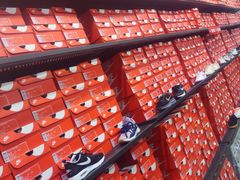 -五环Outlets(高新工厂店)