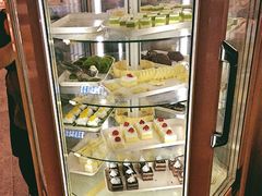 面包甜点陈列柜-华府海鲜碳烤自助(万达店)