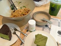-ROCHO(仁恒江湾城店)