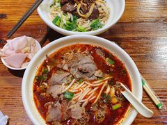 -遵义虾子张六羊肉粉(普陀路店)
