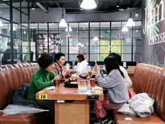 -肥肥虾庄·金牌油焖大虾(杨园滨江时代walk店)
