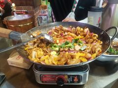 -富正毅三下锅·湘西韵味(天门山索道店)