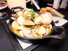 -The ROOF (通盈中心店)