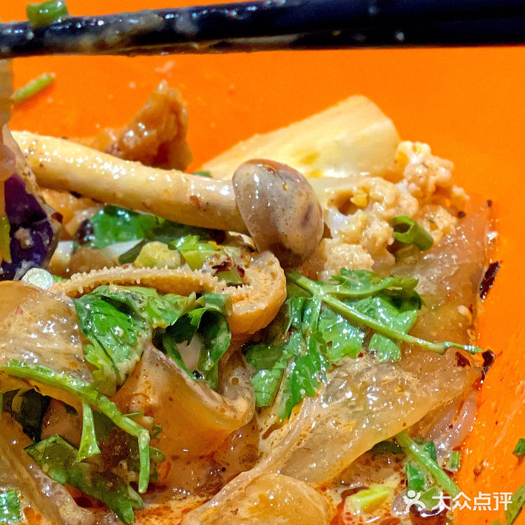 双井麻辣烫老店,脏摊垂小四!