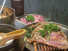 -草家酱蟹炭火烤肉店(珲春南路一店)