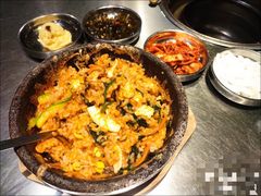 -哈哈碳都·牛肋条无限自助烤肉(台江万达店)