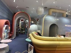 -奈尔宝·儿童乐园·亲子餐厅(华采天地店)