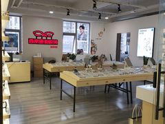 -康利眼镜·蔡司战略合作店(龙泉书房店)