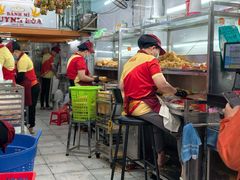 -Bánh Mì Huynh Hoa